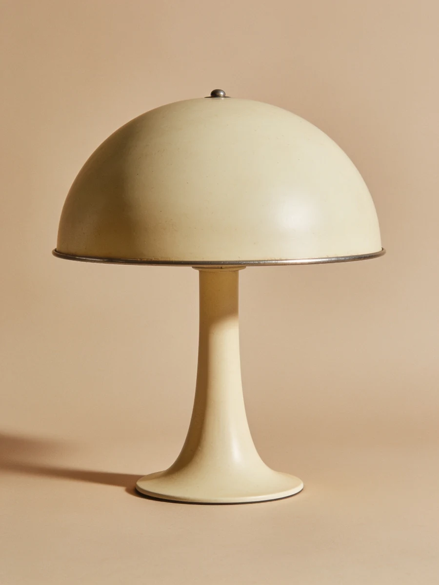Pilz Tischleuchte